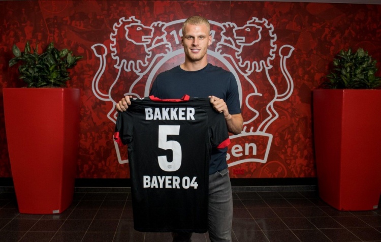 斯基拉：本菲卡正在关注科斯蒂奇，穆里尼奥对他十分赏识（斯基拉：本菲卡盯上科斯蒂奇，穆里尼奥对其青睐有加）