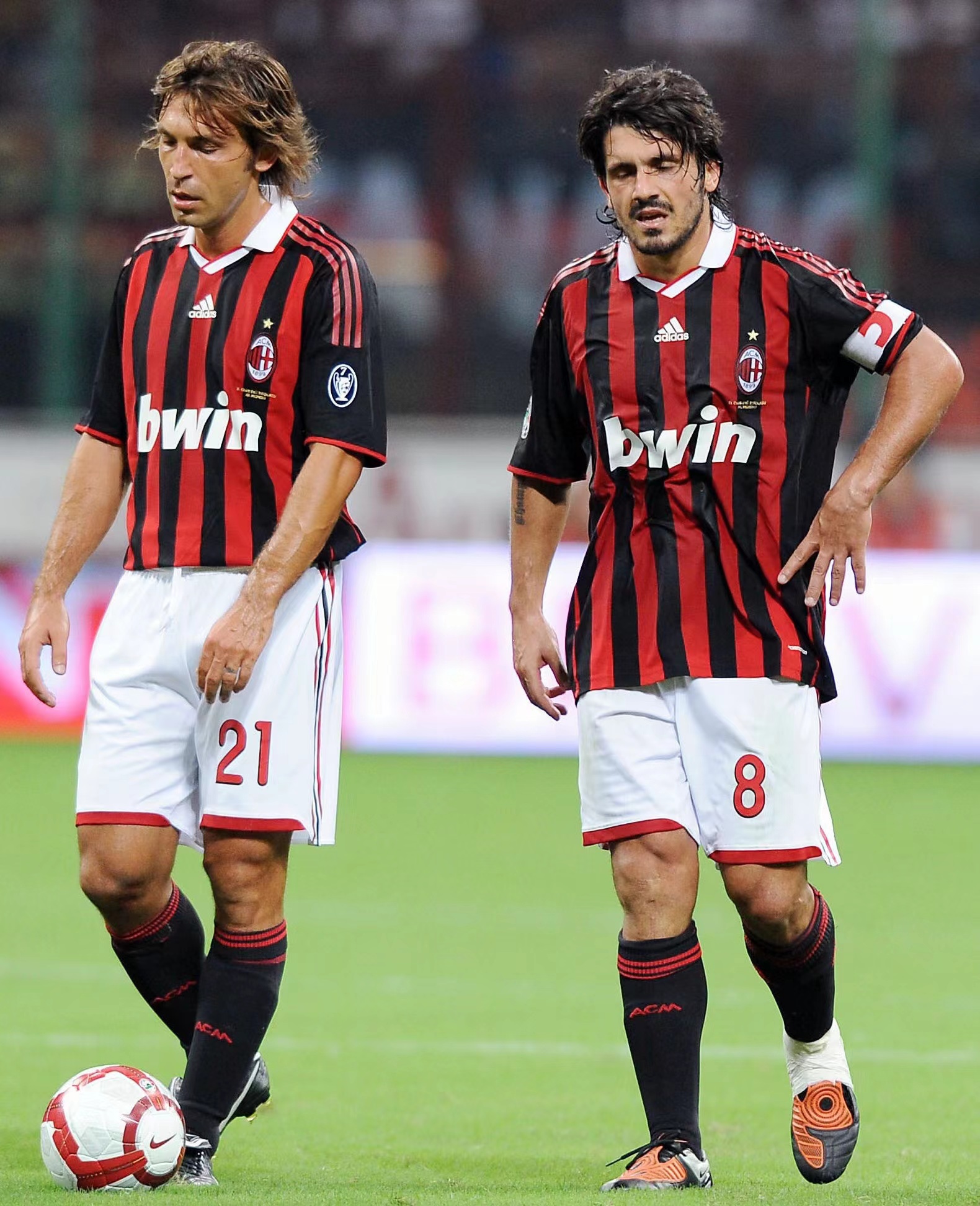 热议海港输球：古斯塔沃停赛影响大；亚冠已是舆论负担（海港失利成焦点：古斯塔沃停赛影响显著，亚冠成舆论包袱）