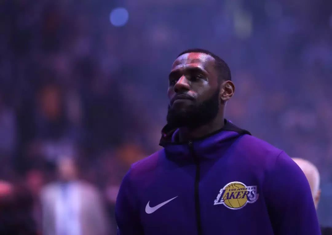 英媒：桑德兰无意冬窗出售扎卡，更不愿意以2000万欧出售（英媒：桑德兰冬窗留住扎卡，2000万欧也不卖）