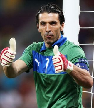 你必须知道的篮球伤病预防技巧（打篮球如何避免受伤：实用预防要诀）