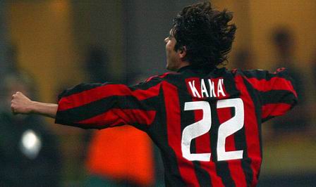 带不动，谢什科两分钟错失两次绝佳进球机会，库尼亚无奈抱头（两分钟连失两次绝佳机会，谢什科难救主，库尼亚无奈抱头）